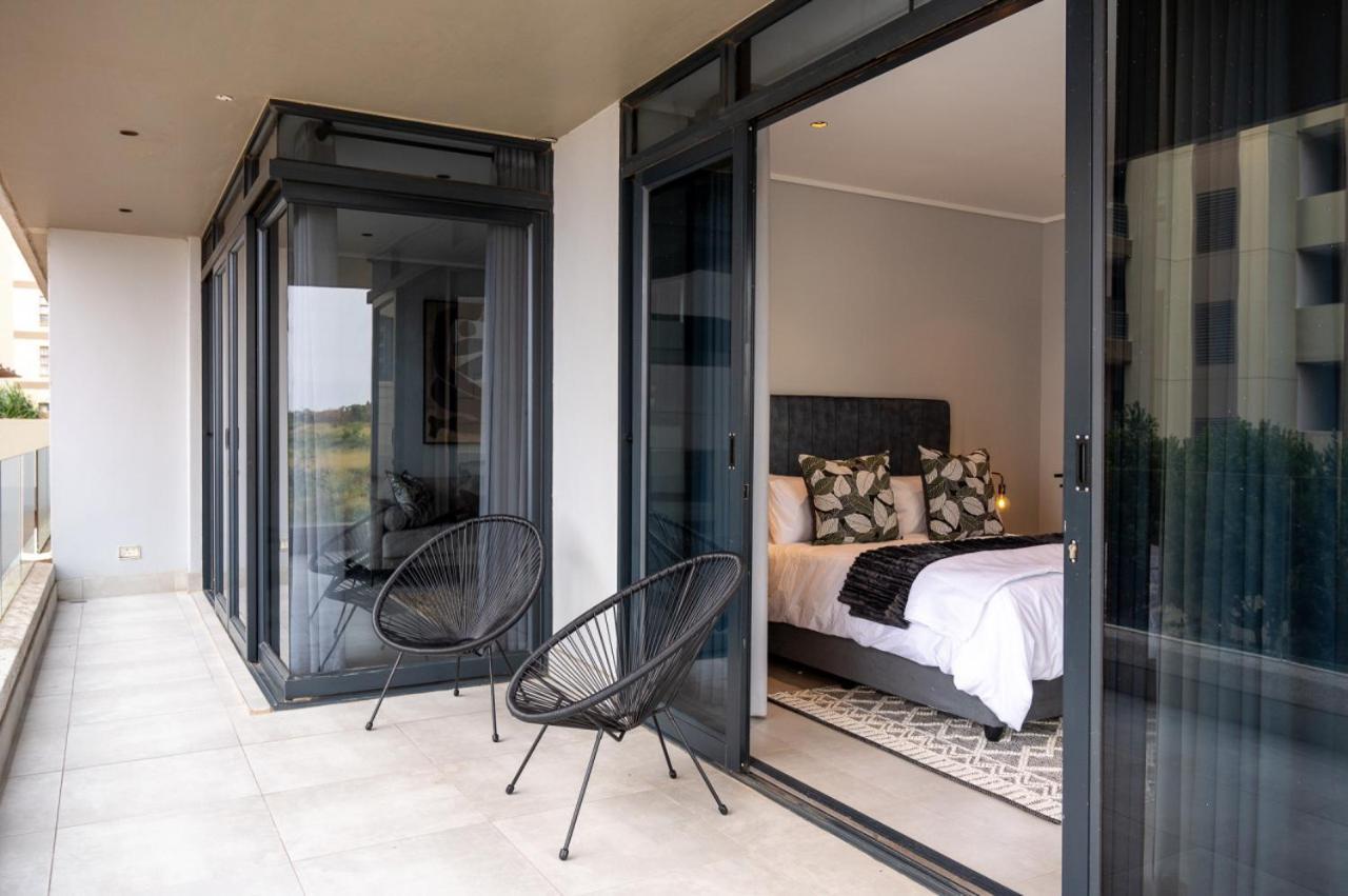 Luxury Bellagio 002 With Sea Views And Inverter * Durban
