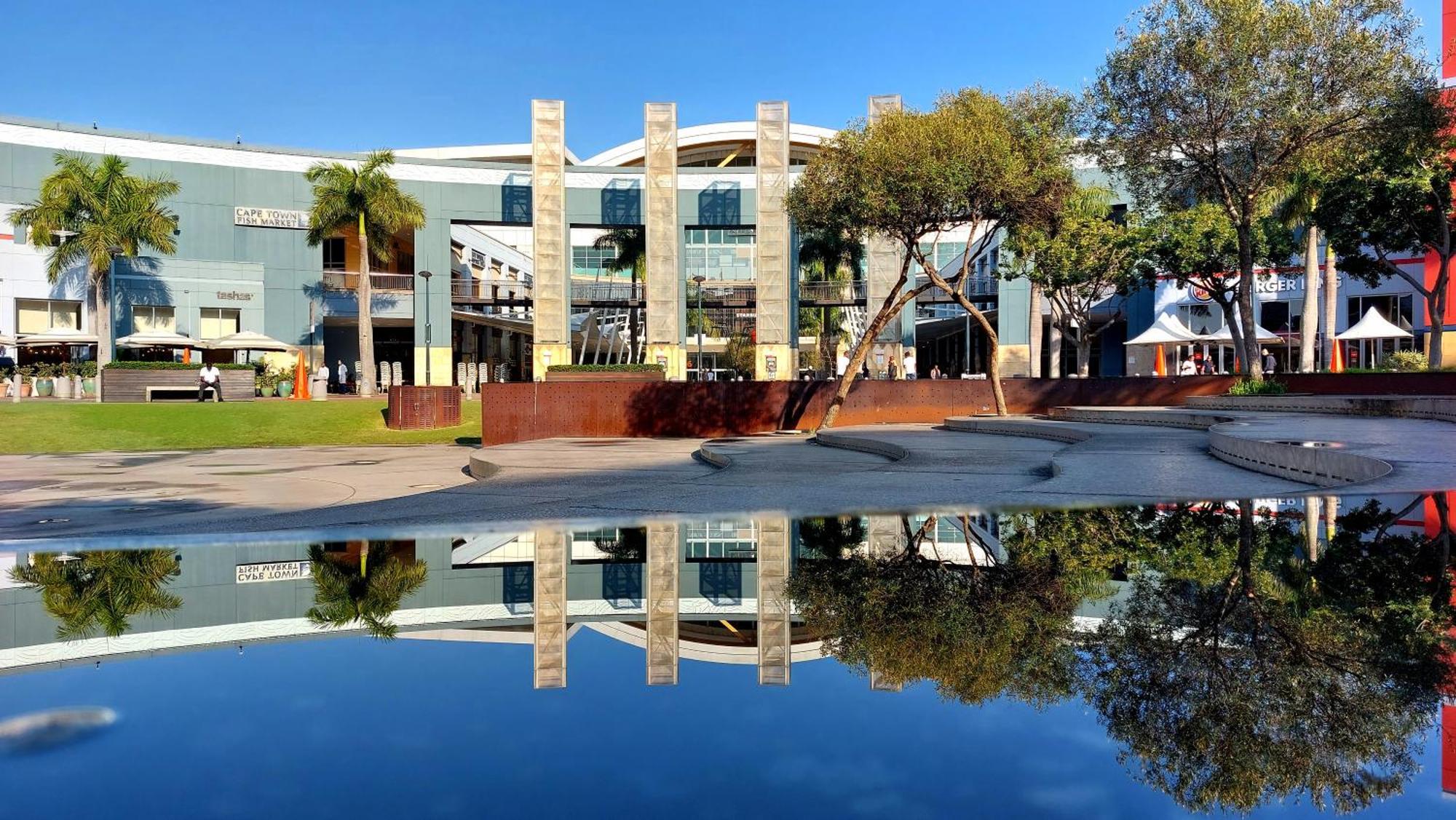 Luxury Bellagio 002 With Sea Views And Inverter * Durban